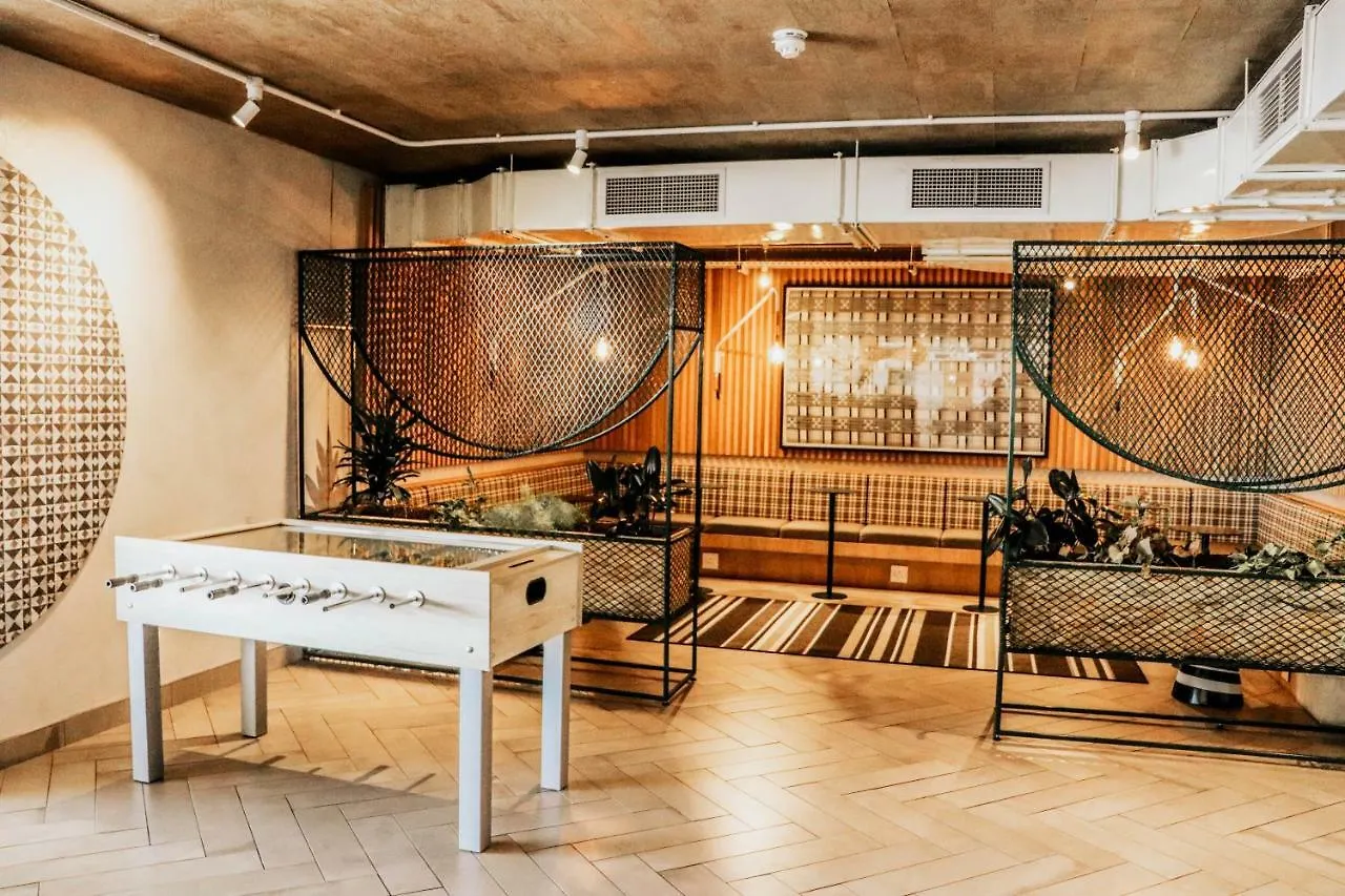 Wex1 - Modern, Iconic, Pool, Gym, Wifi, Secure Parking Apartment Cape Town
