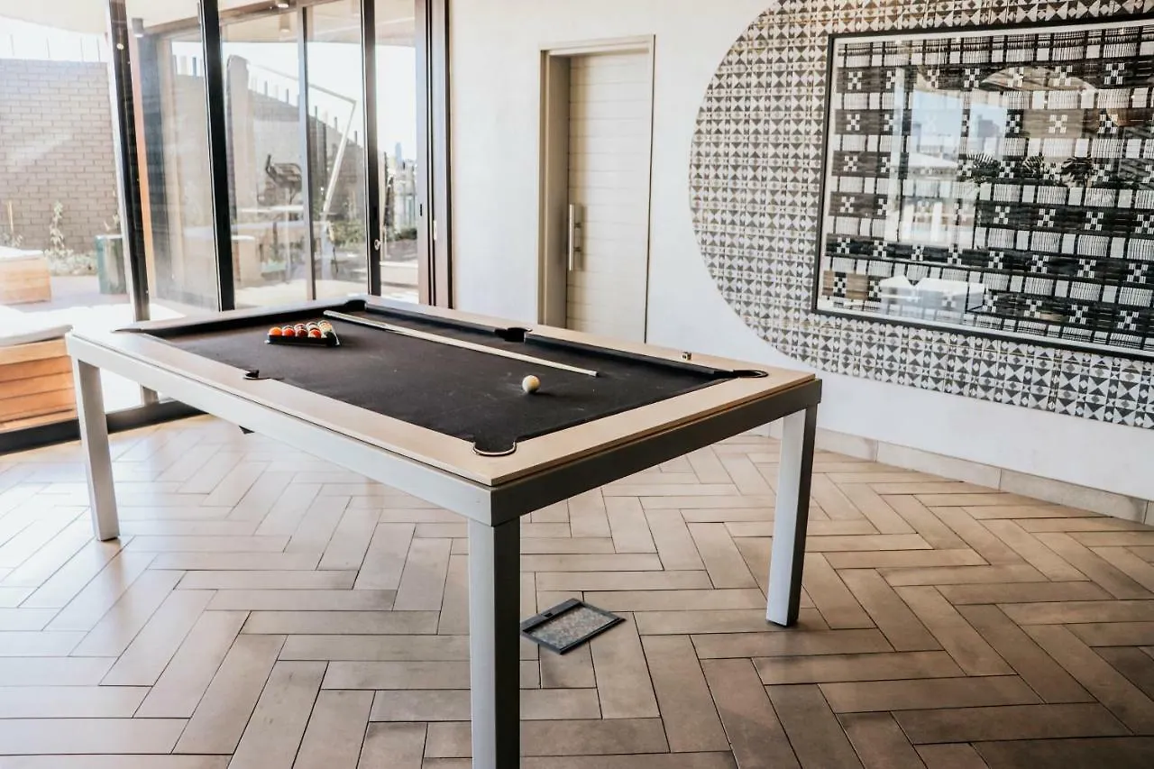 Wex1 - Modern, Iconic, Pool, Gym, Wifi, Secure Parking Apartment Cape Town South Africa