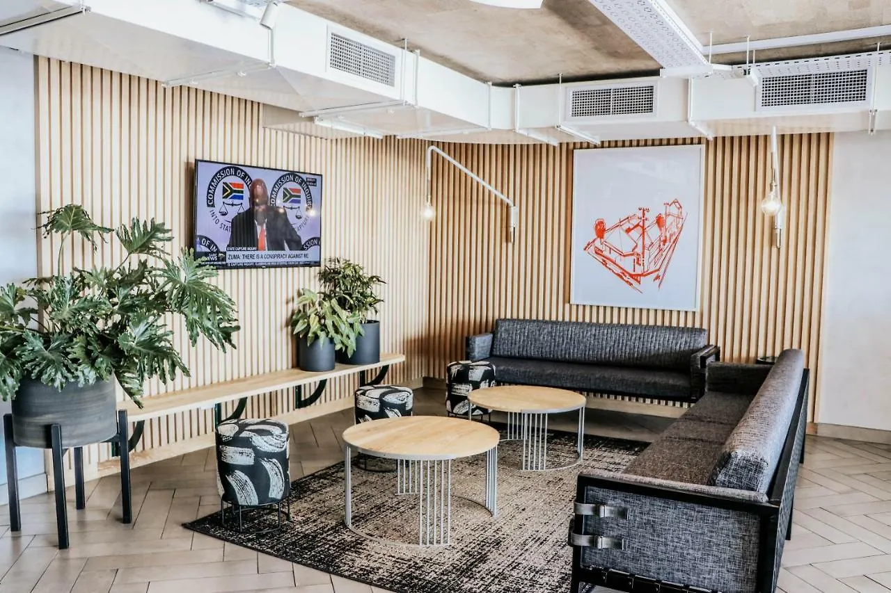 Wex1 - Modern, Iconic, Pool, Gym, Wifi, Secure Parking Apartment Cape Town